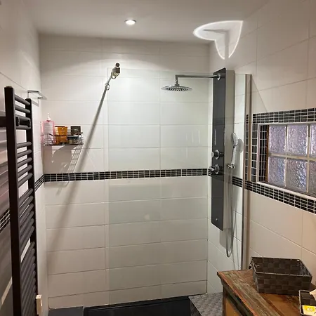 Apartmán Superbe Avec Piscine Et Parking *